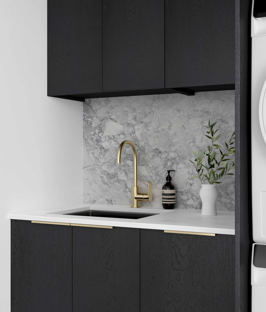 Laundry Kit 1715C Byron/Bondi Black Oak with Natural Carrara Marble Top